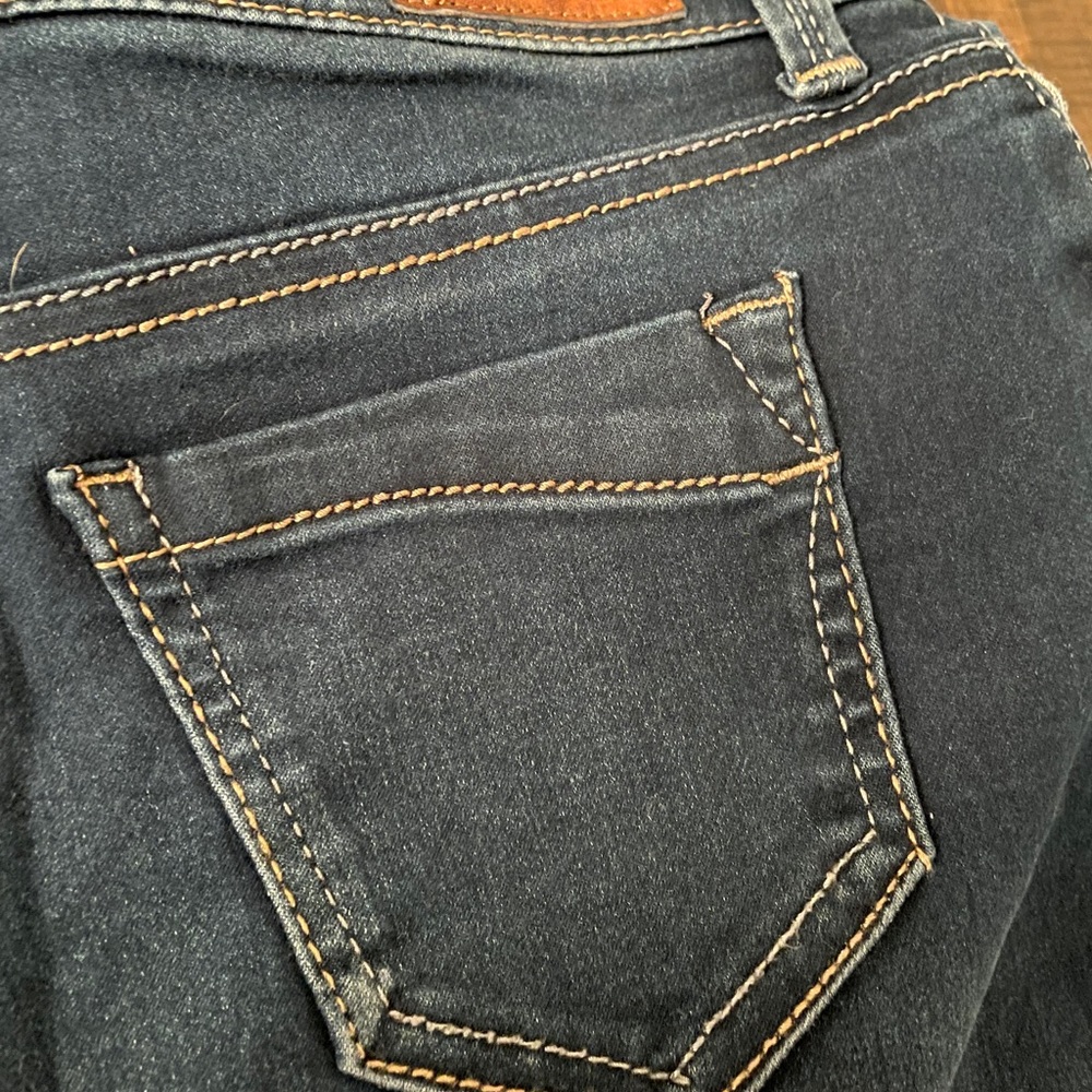 Express jean capri size 2
